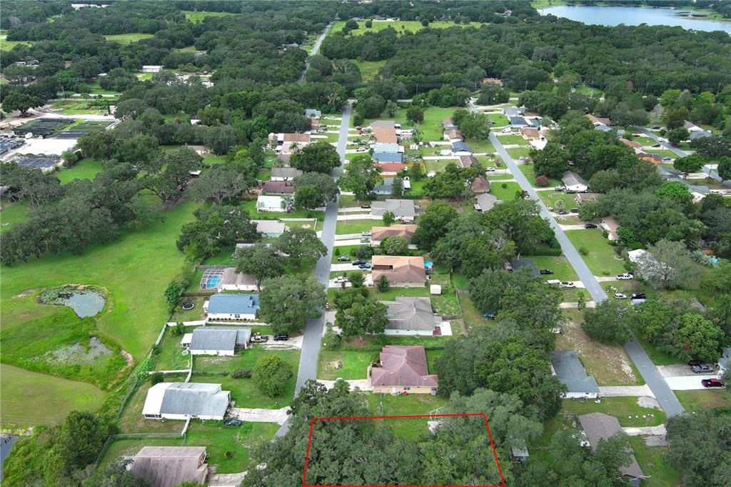 На продажу: $59,800 (0.32 acres)