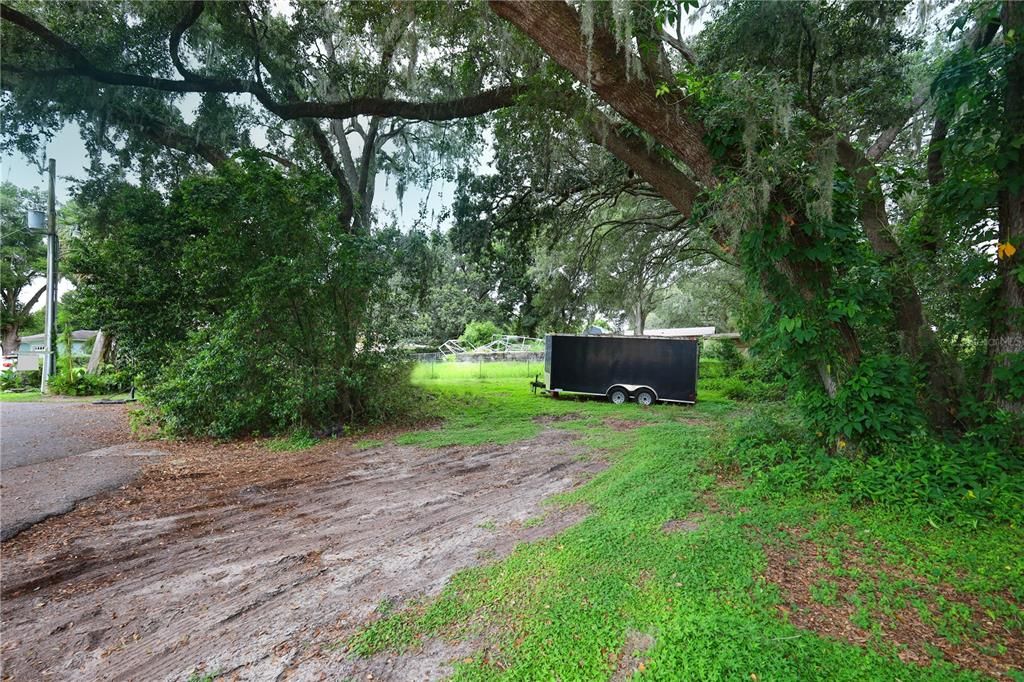 На продажу: $59,800 (0.32 acres)