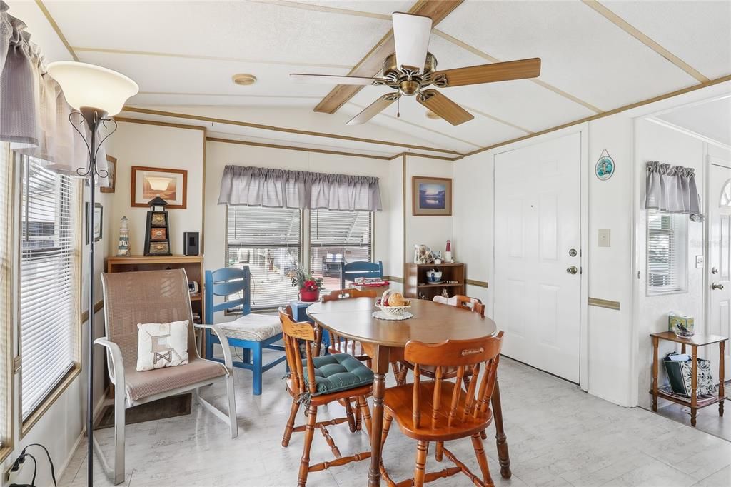 En Venta: $95,000 (2 camas, 1 baños, 828 Pies cuadrados)