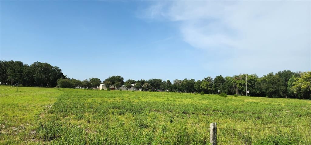 待售: $1,000,000 (3.37 acres)