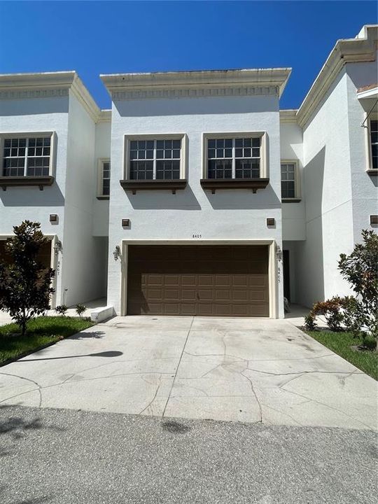 Active With Contract: $280,000 (3 beds, 2 baths, 1861 Square Feet)