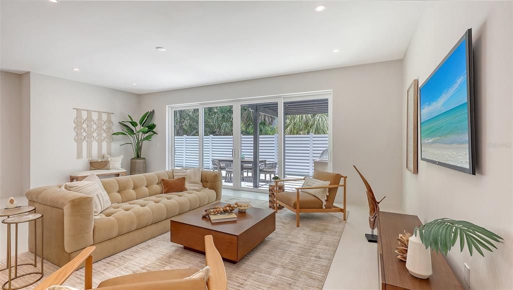 For Sale: $2,100,000 (4 beds, 4 baths, 4000 Square Feet)