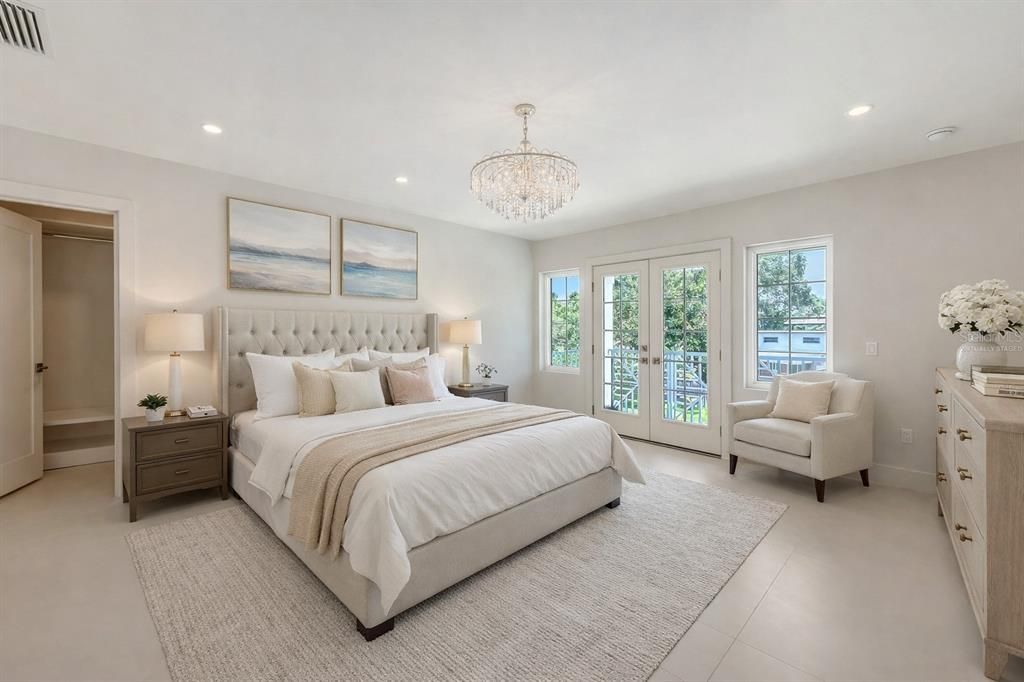 For Sale: $2,100,000 (4 beds, 4 baths, 4000 Square Feet)