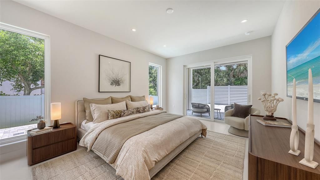 For Sale: $2,100,000 (4 beds, 4 baths, 4000 Square Feet)