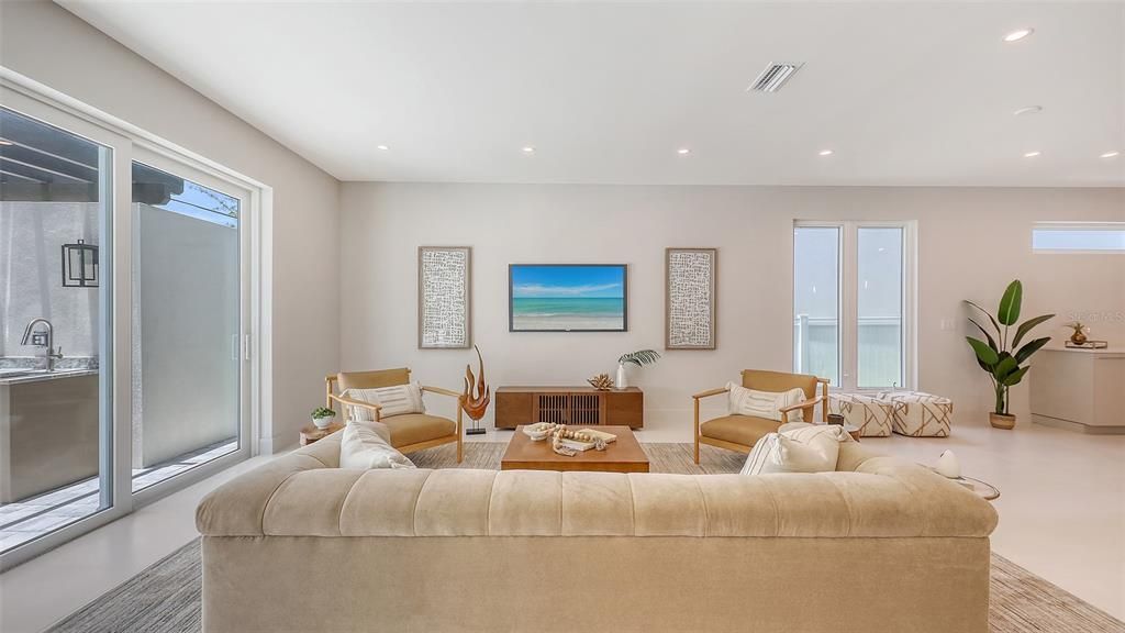 For Sale: $2,100,000 (4 beds, 4 baths, 4000 Square Feet)