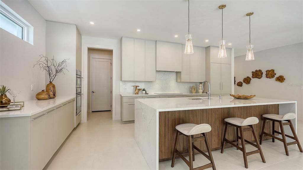 For Sale: $2,100,000 (4 beds, 4 baths, 4000 Square Feet)