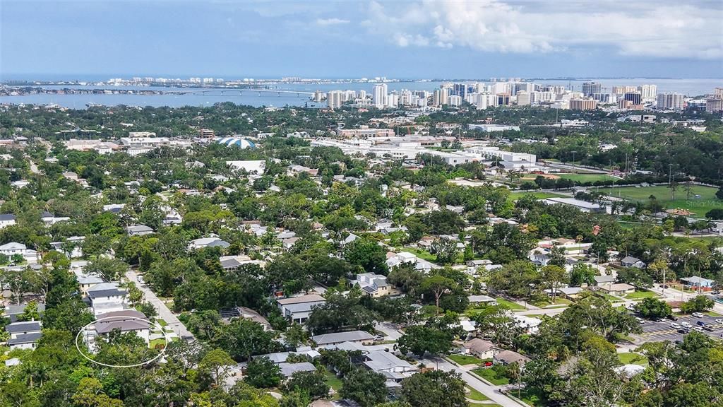 For Sale: $2,100,000 (4 beds, 4 baths, 4000 Square Feet)