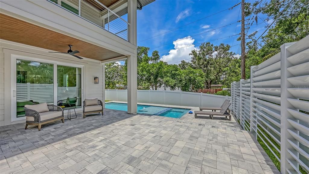 For Sale: $2,100,000 (4 beds, 4 baths, 4000 Square Feet)