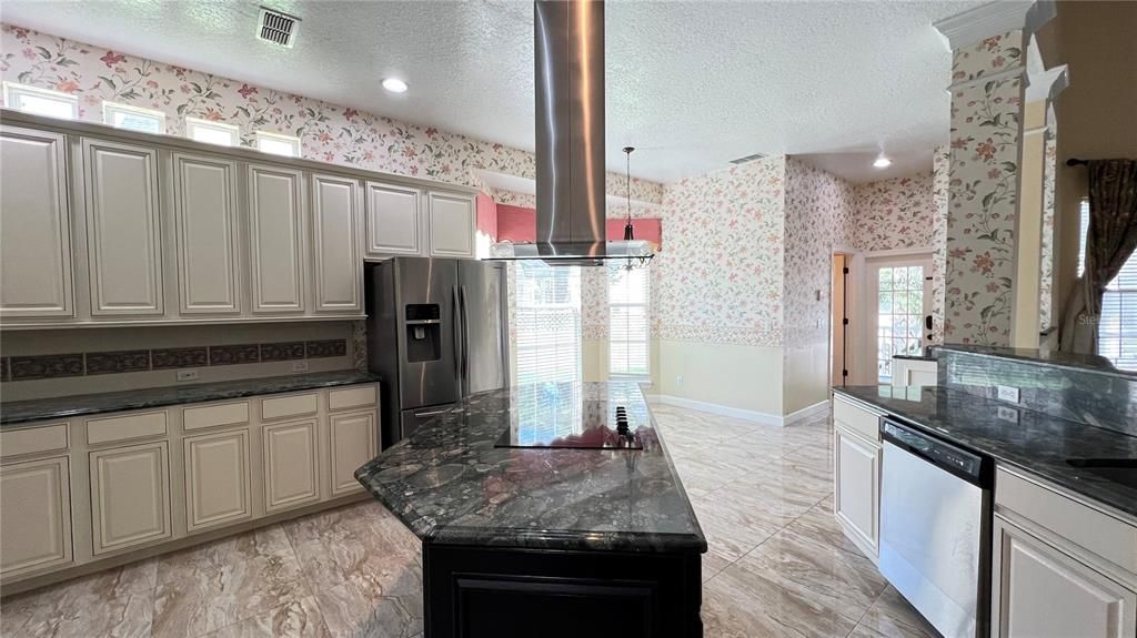 For Sale: $1,349,000 (4 beds, 3 baths, 3007 Square Feet)