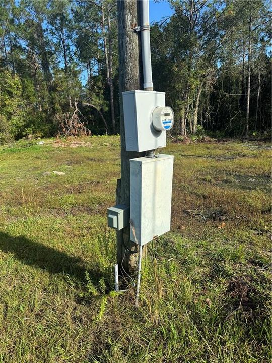 待售: $110,000 (4.40 acres)