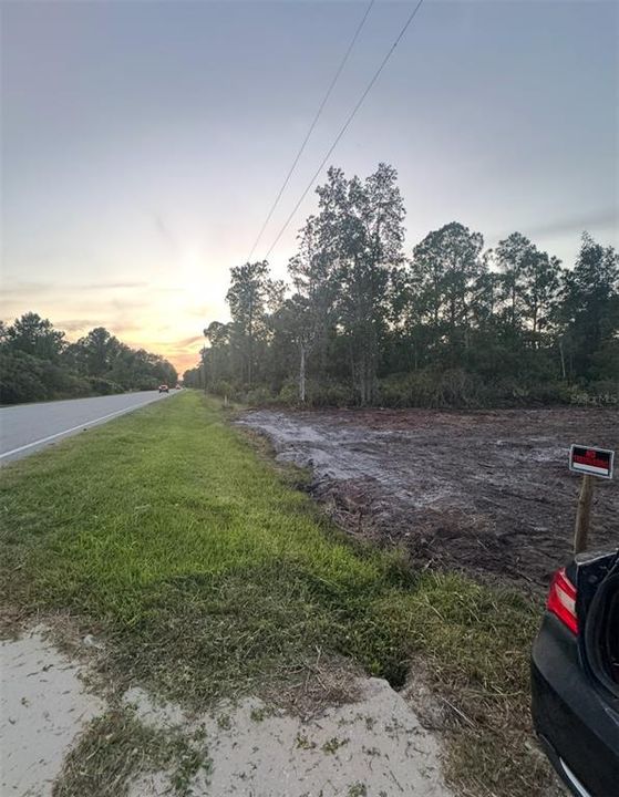 待售: $110,000 (4.40 acres)