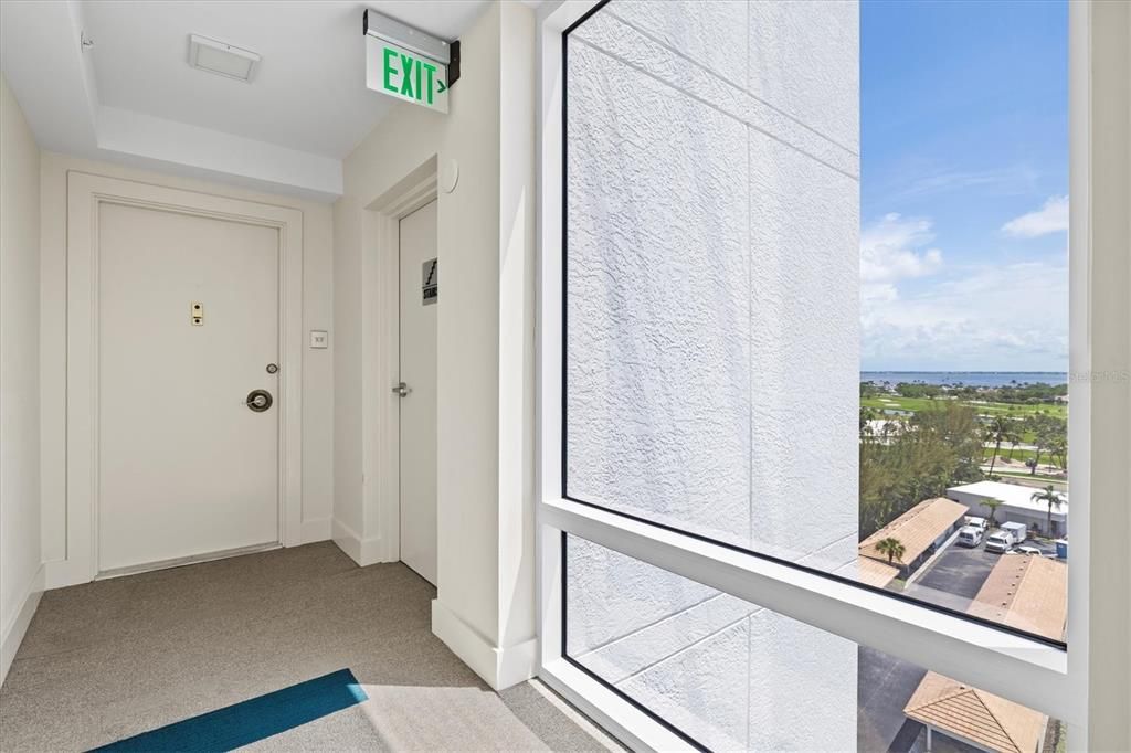 For Sale: $1,495,000 (2 beds, 2 baths, 1513 Square Feet)