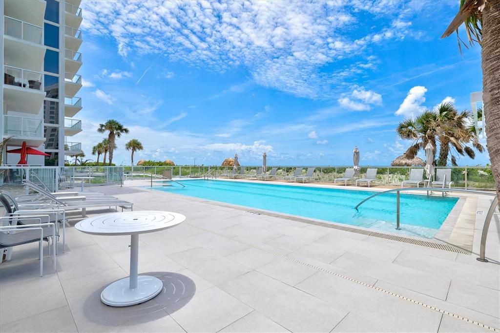 For Sale: $1,495,000 (2 beds, 2 baths, 1513 Square Feet)