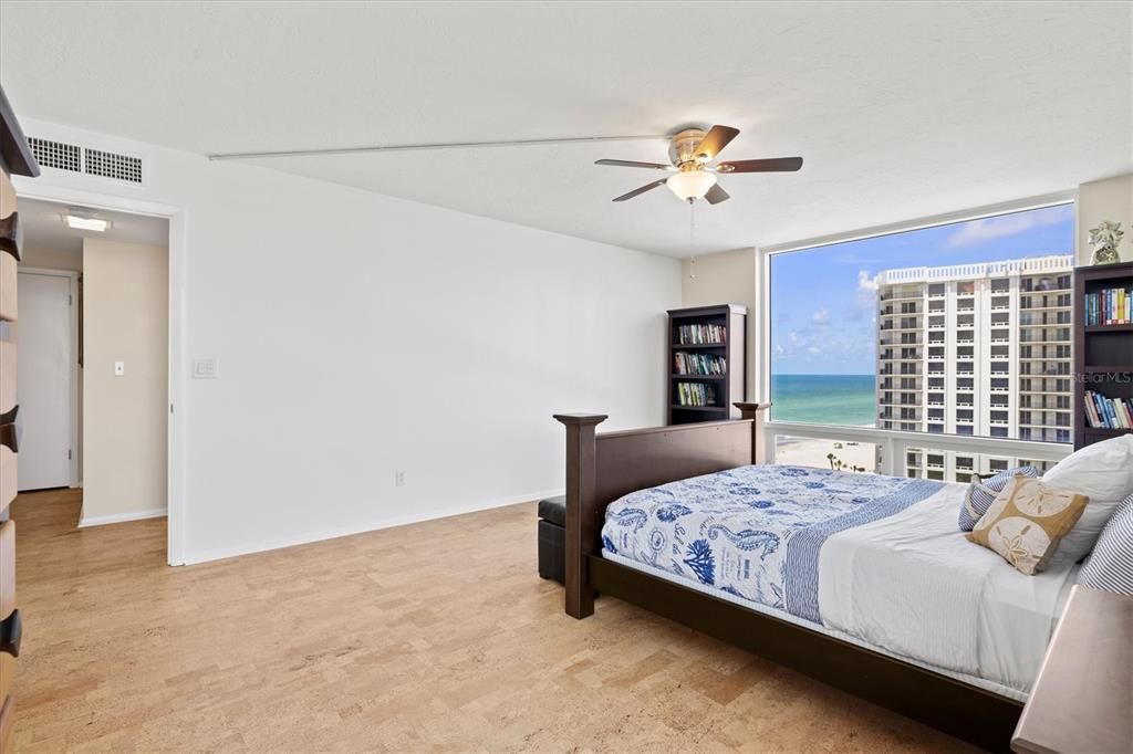 For Sale: $1,495,000 (2 beds, 2 baths, 1513 Square Feet)