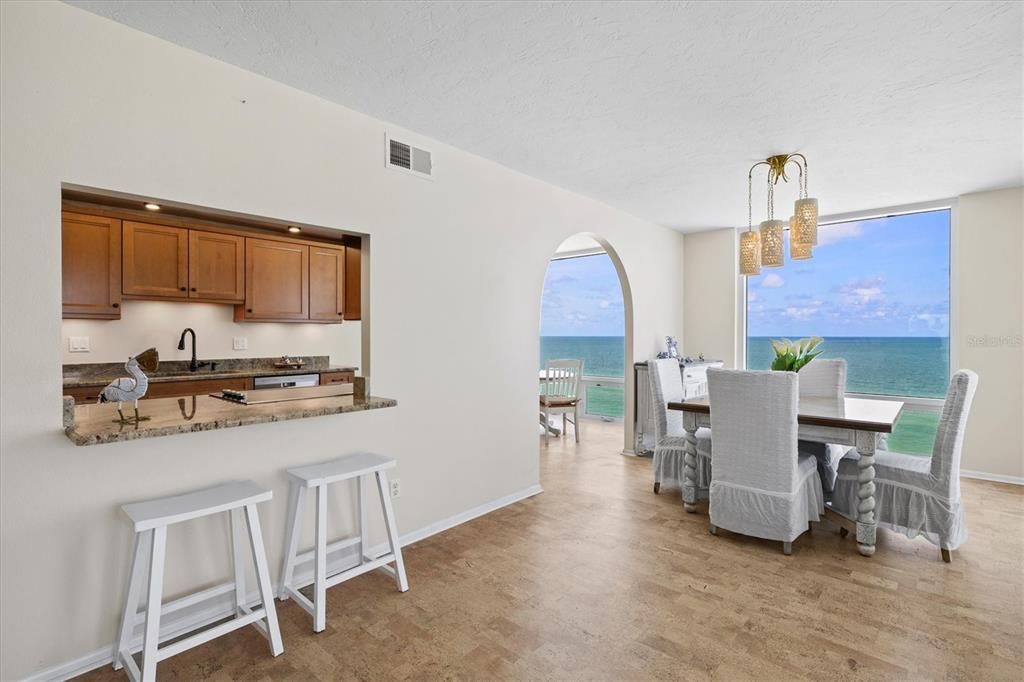 For Sale: $1,495,000 (2 beds, 2 baths, 1513 Square Feet)