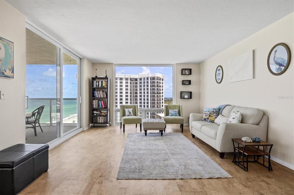For Sale: $1,495,000 (2 beds, 2 baths, 1513 Square Feet)