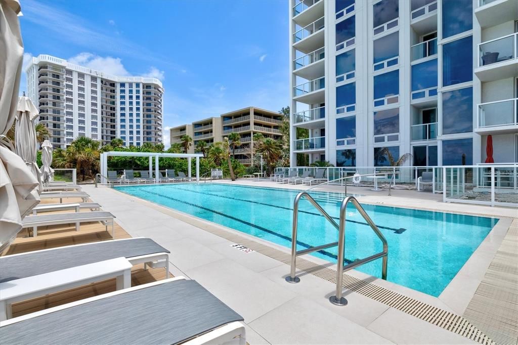 For Sale: $1,495,000 (2 beds, 2 baths, 1513 Square Feet)