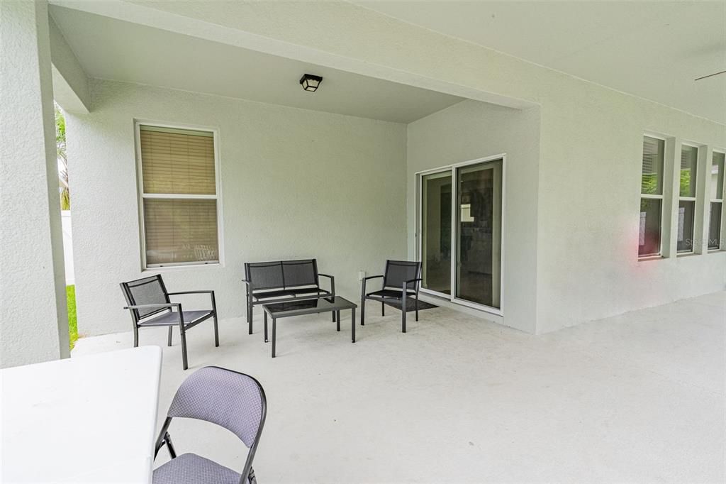 For Sale: $625,000 (6 beds, 3 baths, 3148 Square Feet)