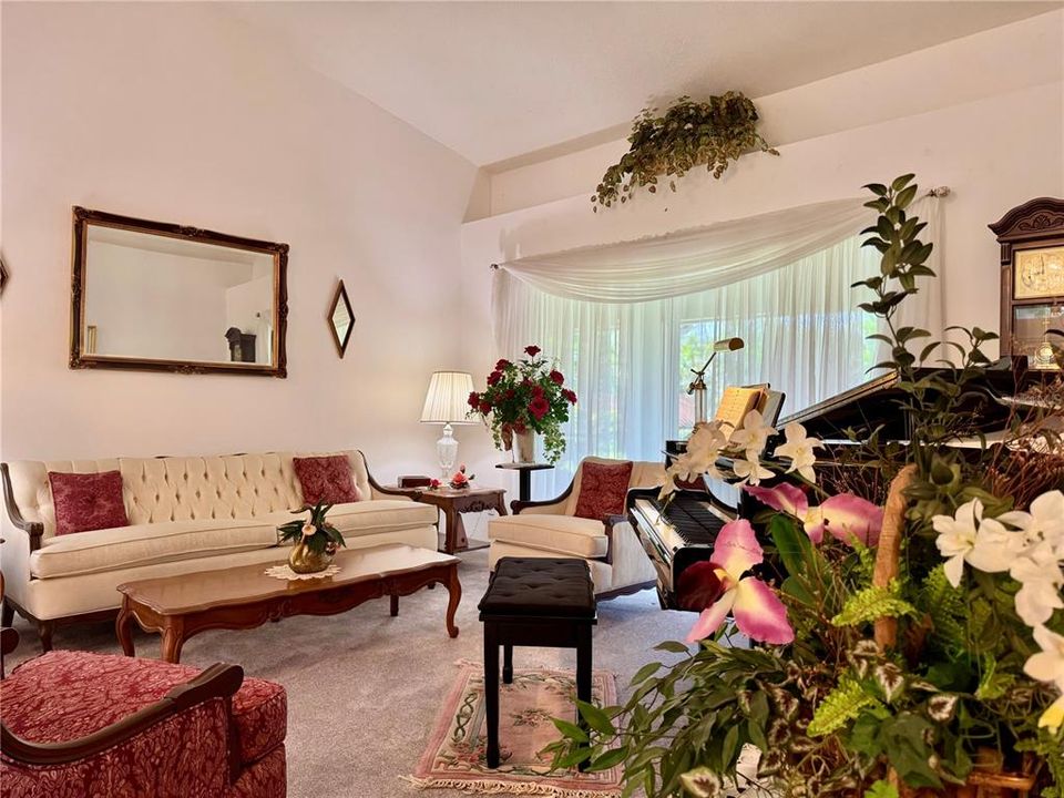 Active With Contract: $649,000 (3 beds, 2 baths, 2576 Square Feet)