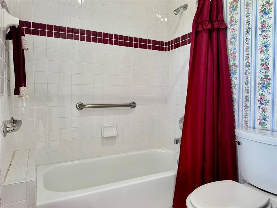 Active With Contract: $649,000 (3 beds, 2 baths, 2576 Square Feet)