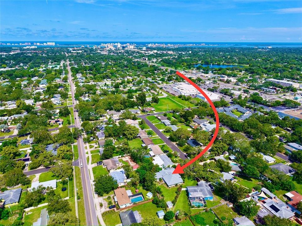 Active With Contract: $649,000 (3 beds, 2 baths, 2576 Square Feet)