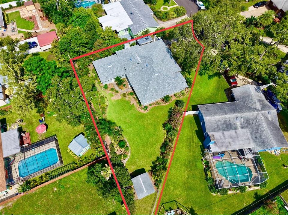 Active With Contract: $649,000 (3 beds, 2 baths, 2576 Square Feet)