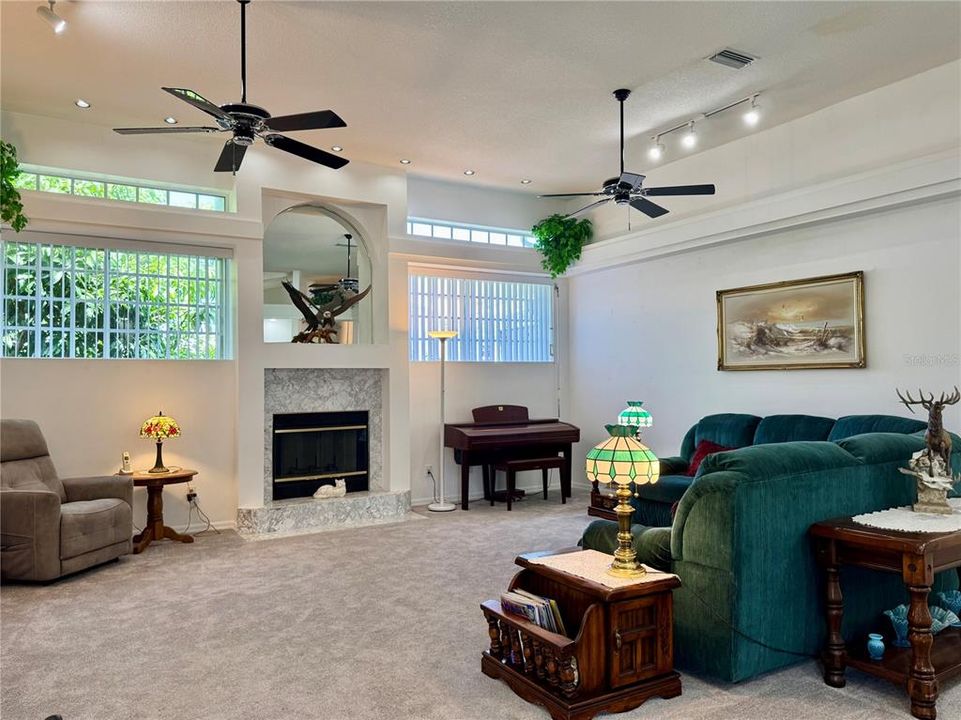 Active With Contract: $649,000 (3 beds, 2 baths, 2576 Square Feet)