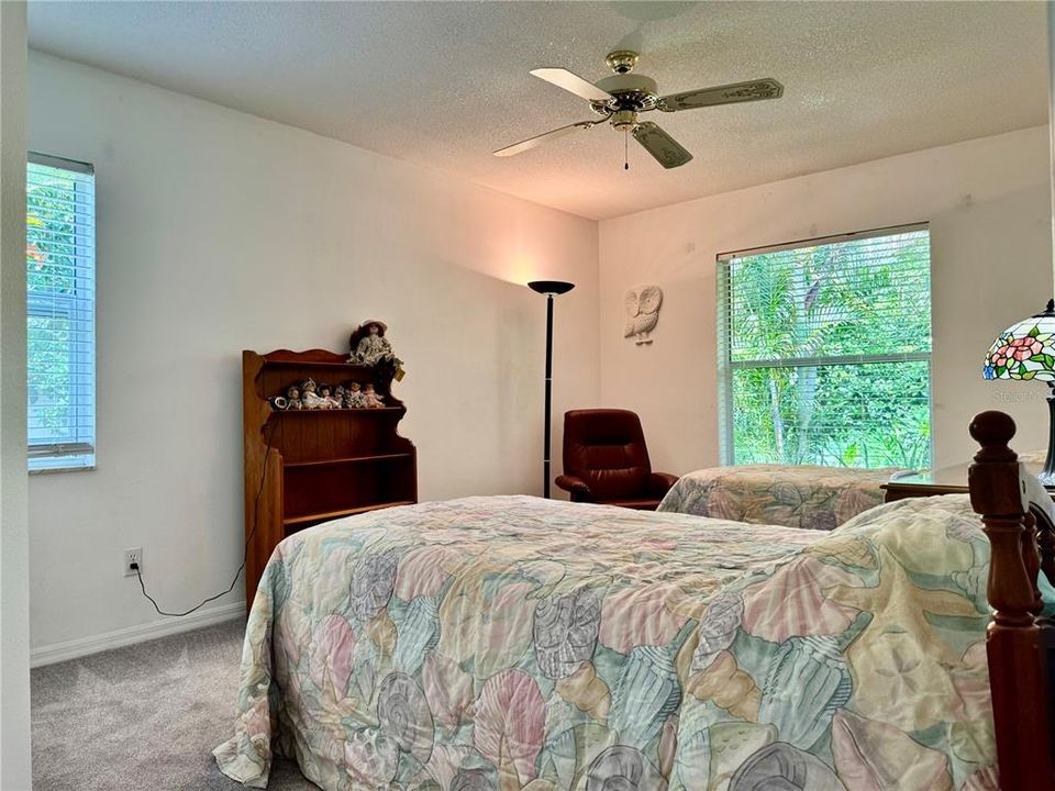 Active With Contract: $649,000 (3 beds, 2 baths, 2576 Square Feet)