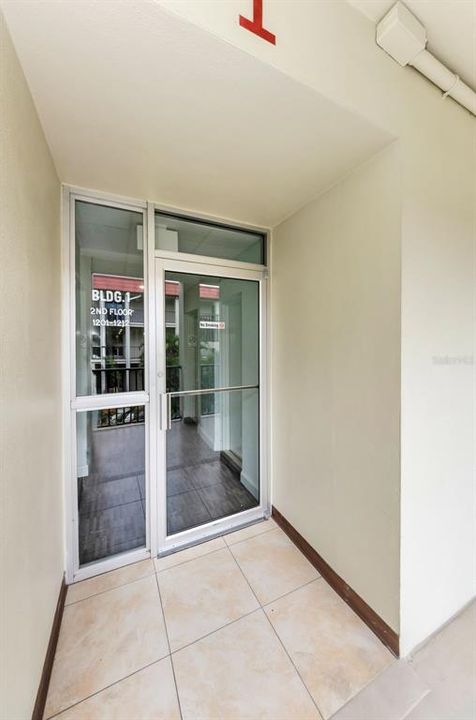 Active With Contract: $128,000 (2 beds, 1 baths, 930 Square Feet)