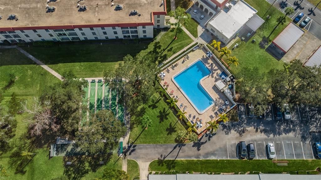 Active With Contract: $128,000 (2 beds, 1 baths, 930 Square Feet)