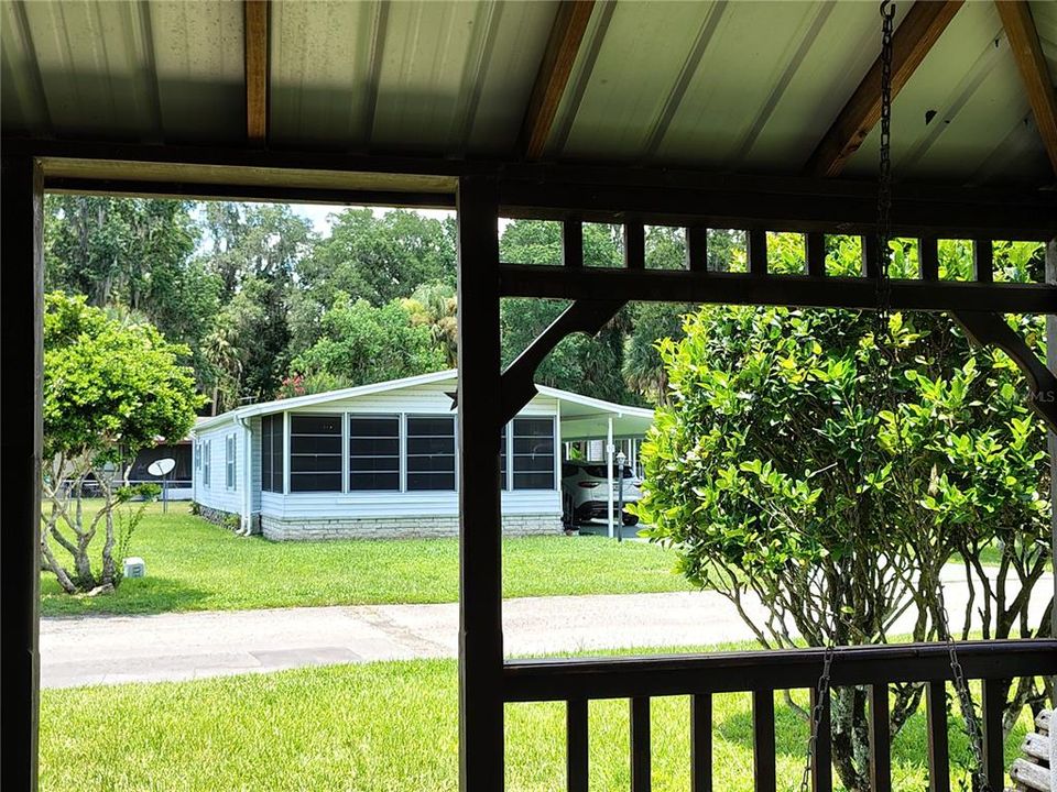 На продажу: $143,000 (2 спален, 2 ванн, 1040 Квадратных фут)