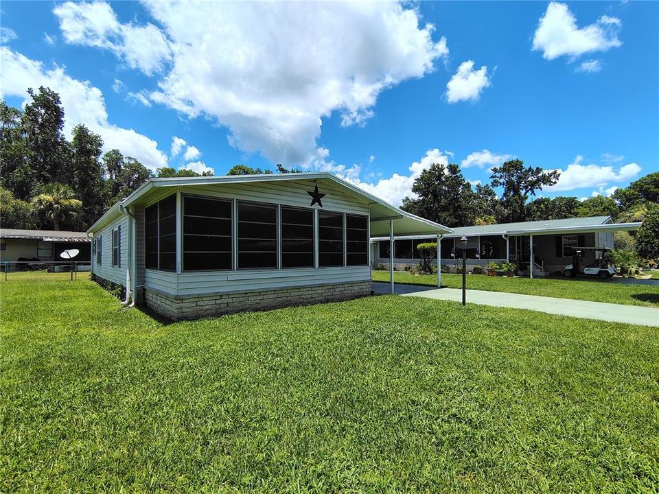 На продажу: $143,000 (2 спален, 2 ванн, 1040 Квадратных фут)