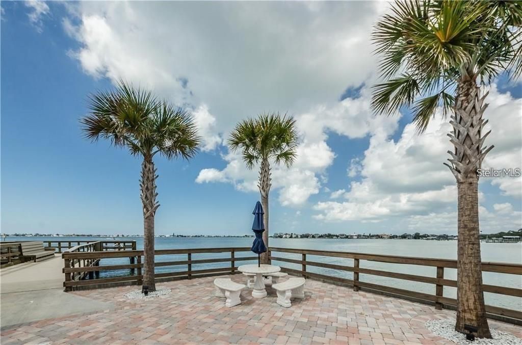 En Venta: $315,000 (2 camas, 2 baños, 1440 Pies cuadrados)