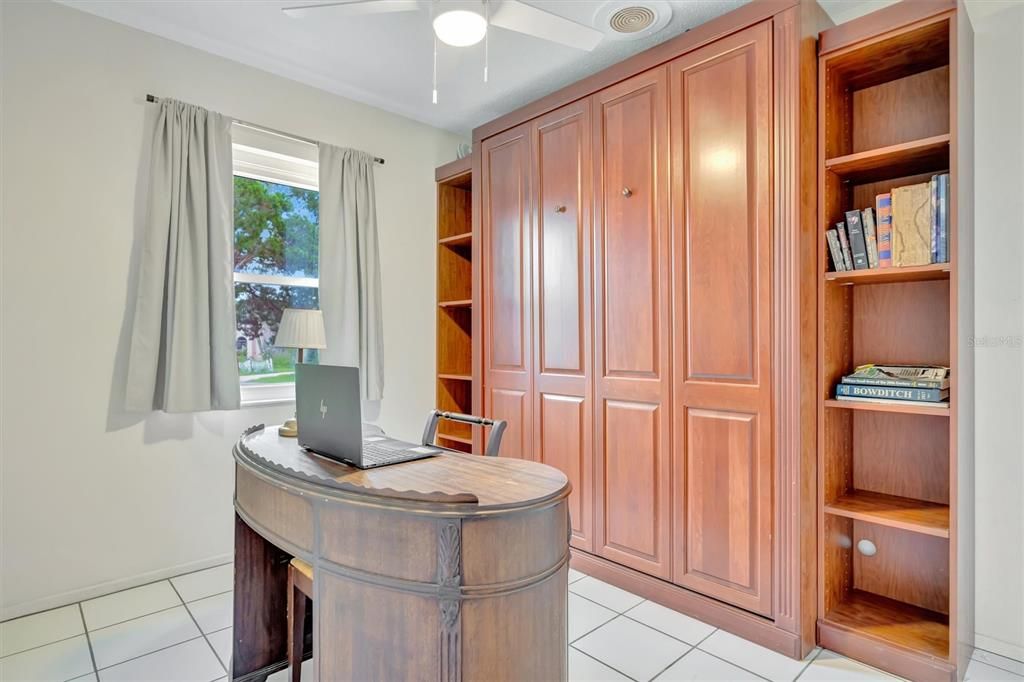 For Sale: $950,000 (4 beds, 3 baths, 3316 Square Feet)