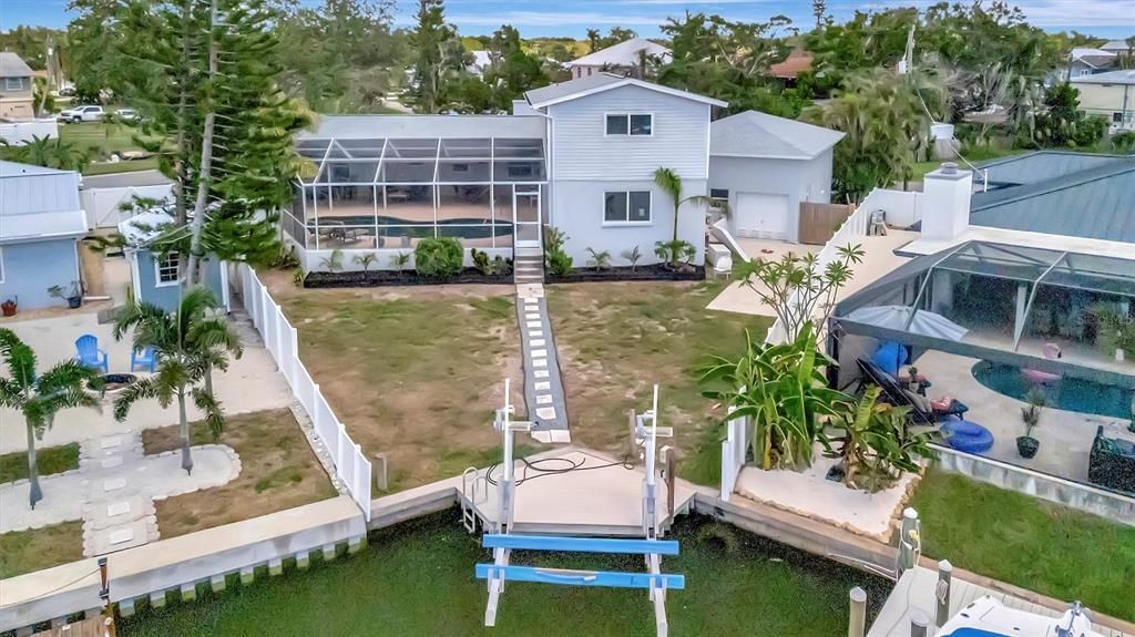 For Sale: $950,000 (4 beds, 3 baths, 3316 Square Feet)