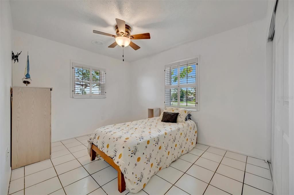 For Sale: $950,000 (4 beds, 3 baths, 3316 Square Feet)