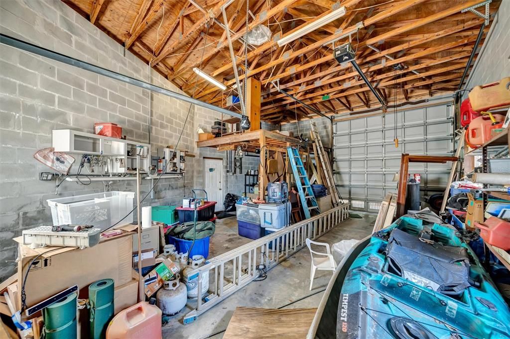 For Sale: $950,000 (4 beds, 3 baths, 3316 Square Feet)