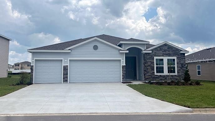 Active With Contract: $371,990 (4 beds, 3 baths, 2265 Square Feet)