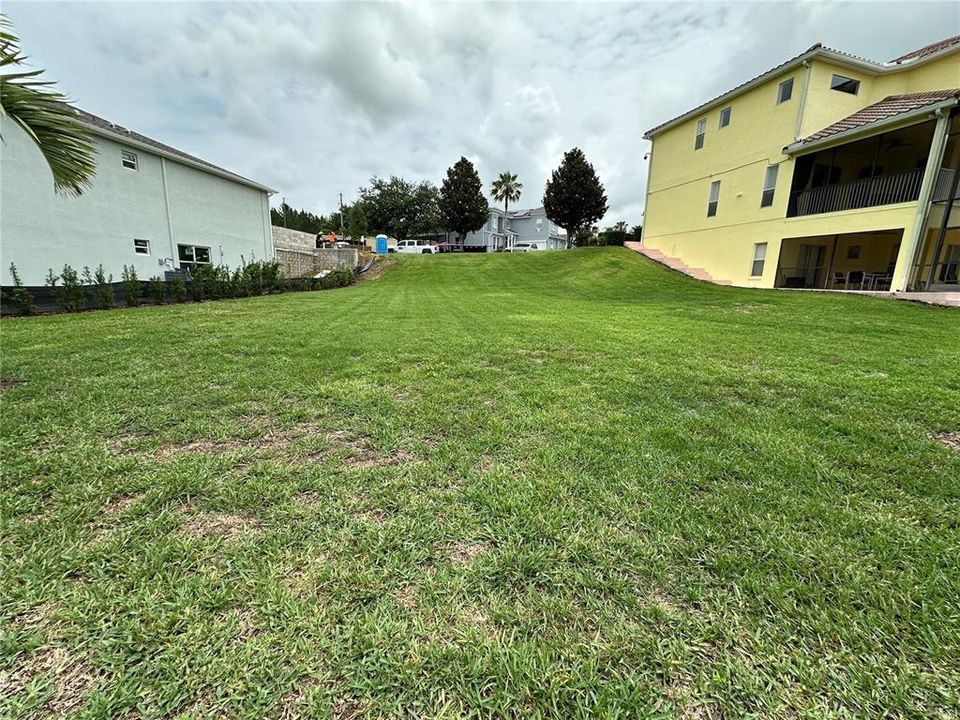 待售: $149,950 (0.18 acres)