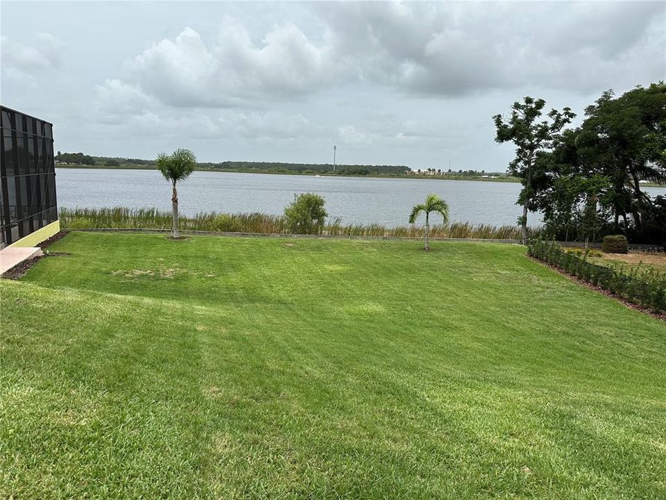 待售: $149,950 (0.18 acres)