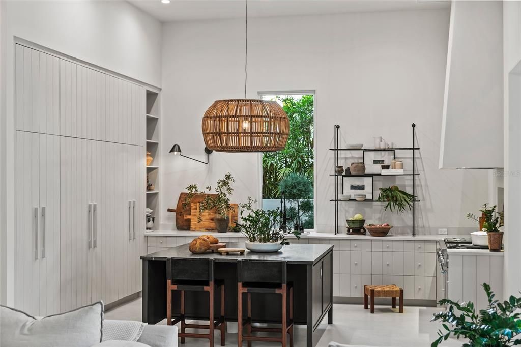 For Sale: $4,750,000 (4 beds, 5 baths, 3850 Square Feet)