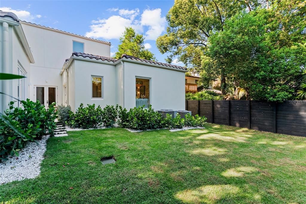 For Sale: $4,750,000 (4 beds, 5 baths, 3850 Square Feet)