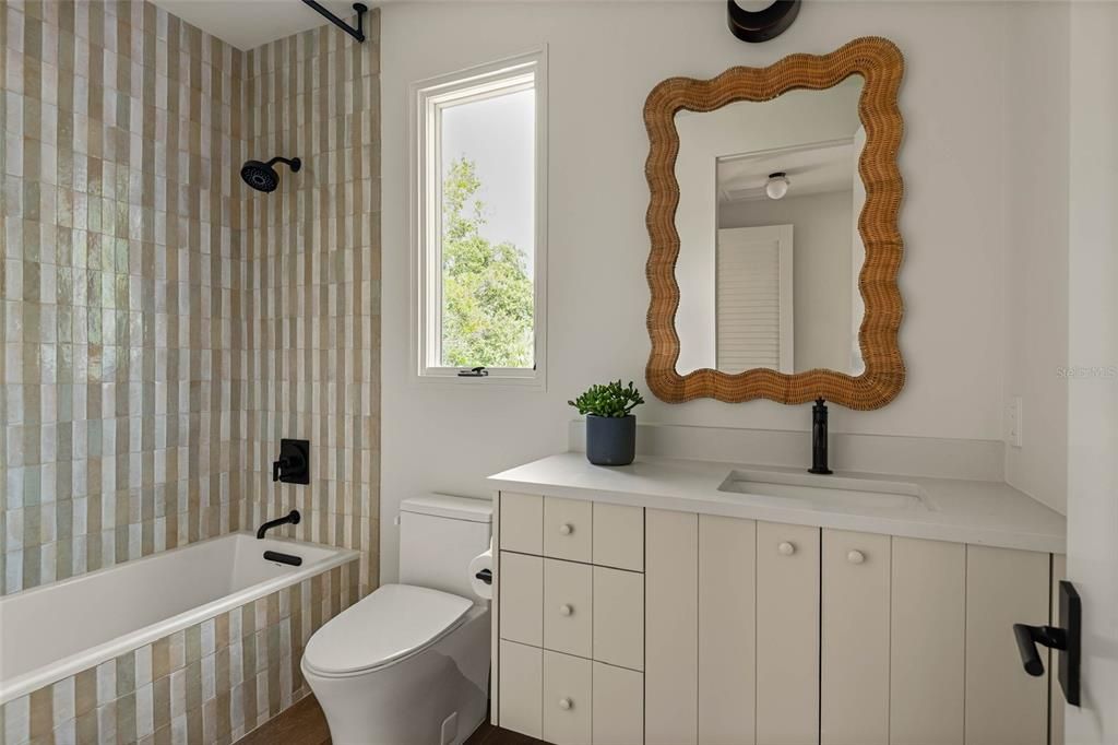 For Sale: $4,750,000 (4 beds, 5 baths, 3850 Square Feet)