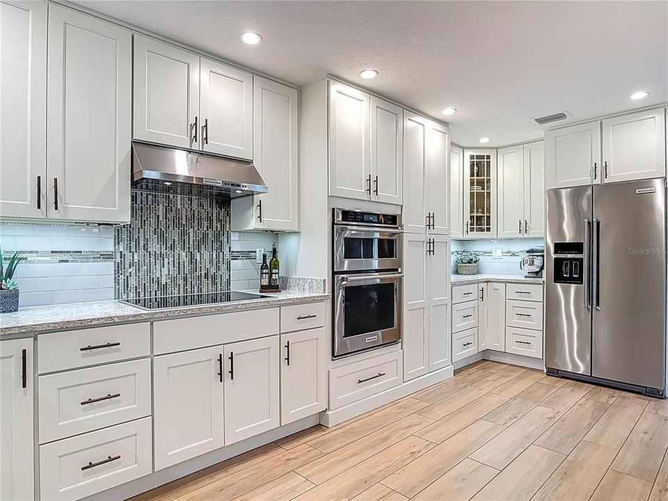 Active With Contract: $500,000 (2 beds, 2 baths, 1824 Square Feet)