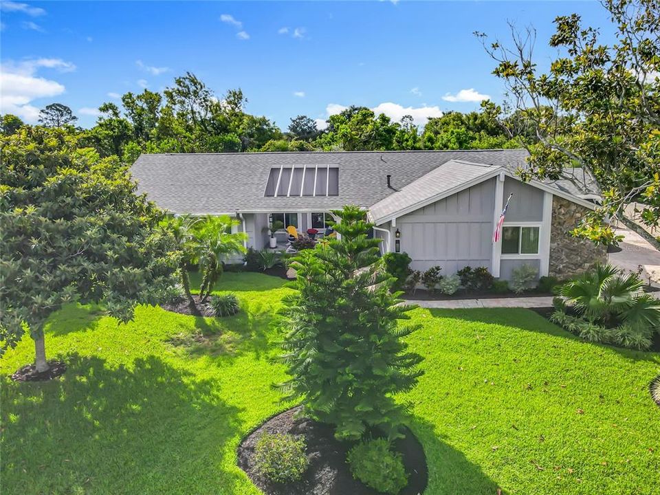 Active With Contract: $500,000 (2 beds, 2 baths, 1824 Square Feet)