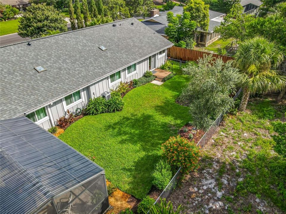 Active With Contract: $500,000 (2 beds, 2 baths, 1824 Square Feet)