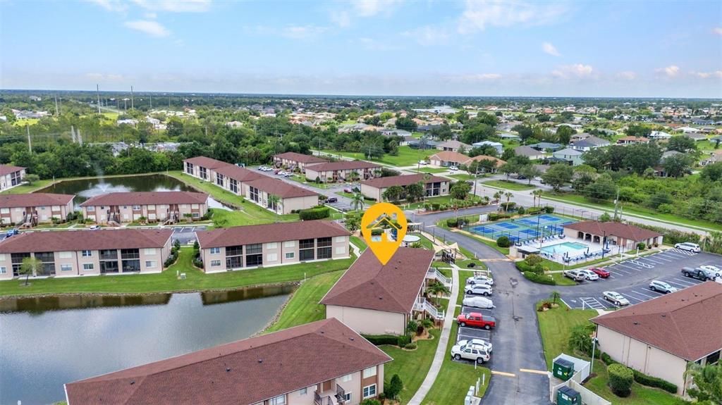 待售: $160,000 (2 贝兹, 2 浴室, 860 平方英尺)