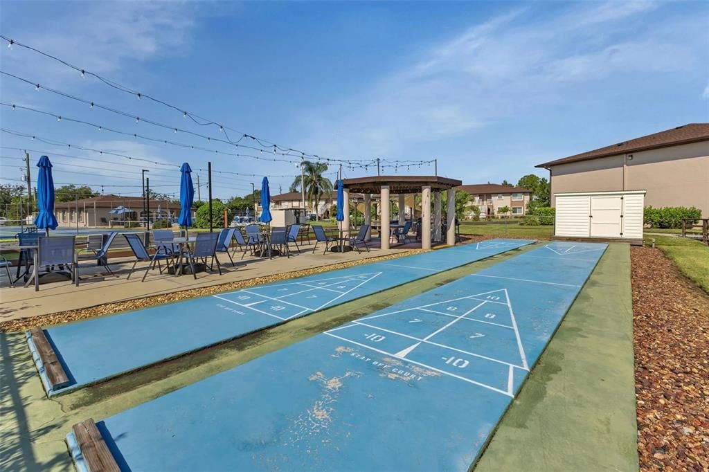 待售: $160,000 (2 贝兹, 2 浴室, 860 平方英尺)