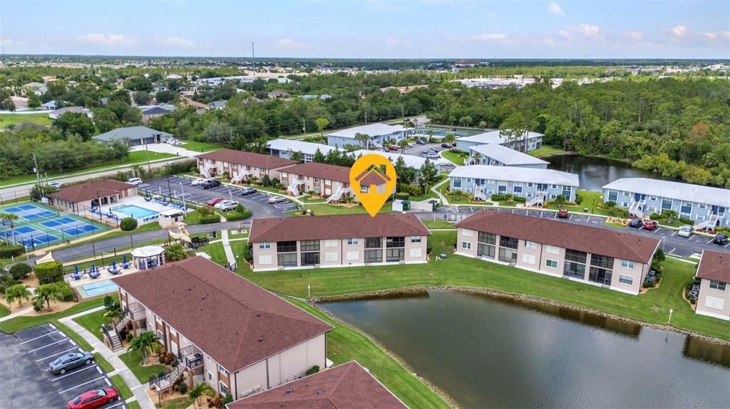 待售: $160,000 (2 贝兹, 2 浴室, 860 平方英尺)