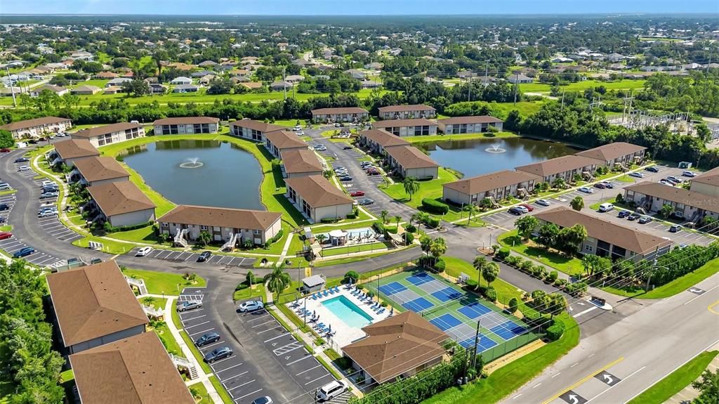 待售: $160,000 (2 贝兹, 2 浴室, 860 平方英尺)